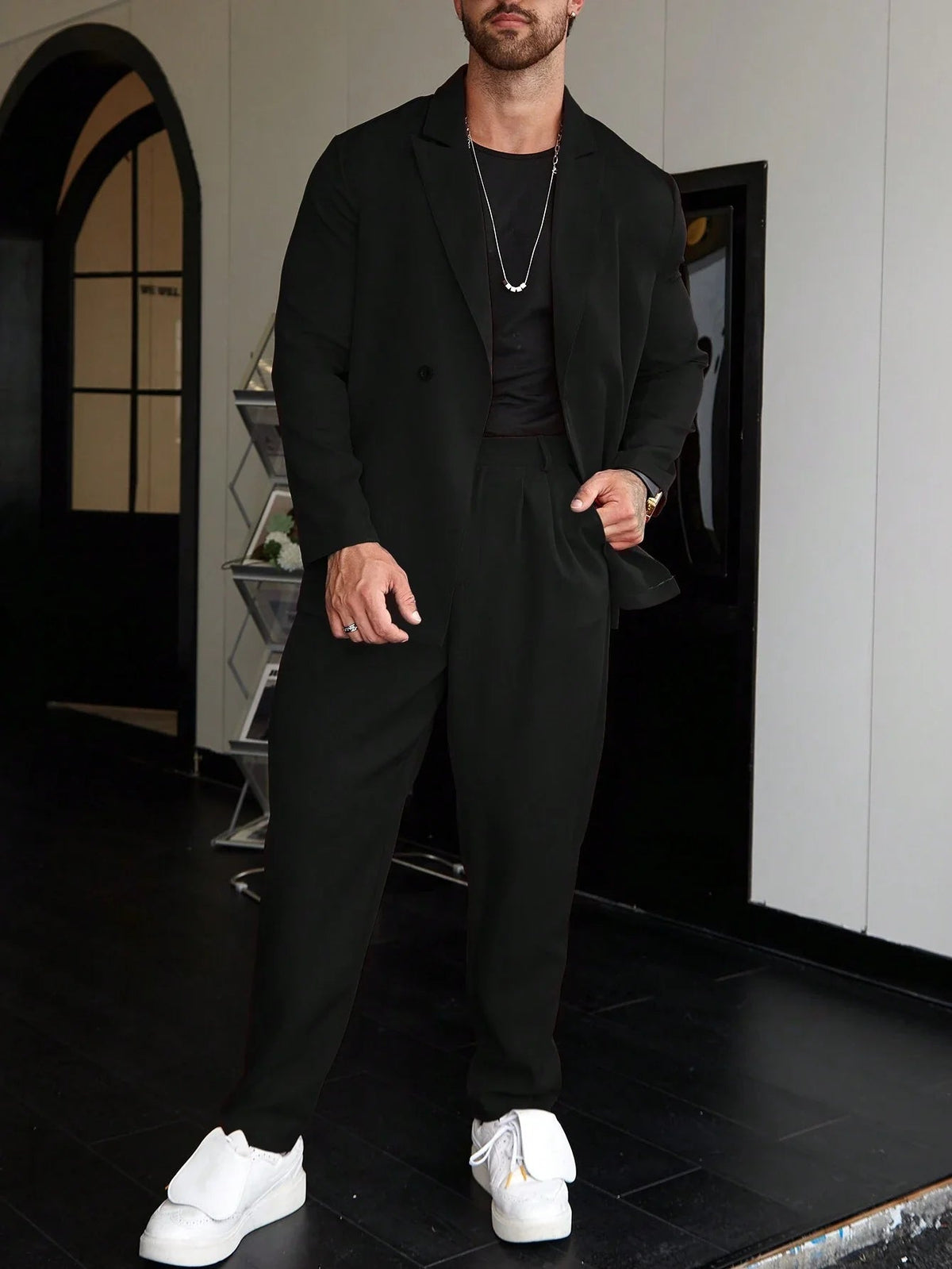Slim Fit Two Piece Tailored Business Suit Set with Blazer and Pants for Men