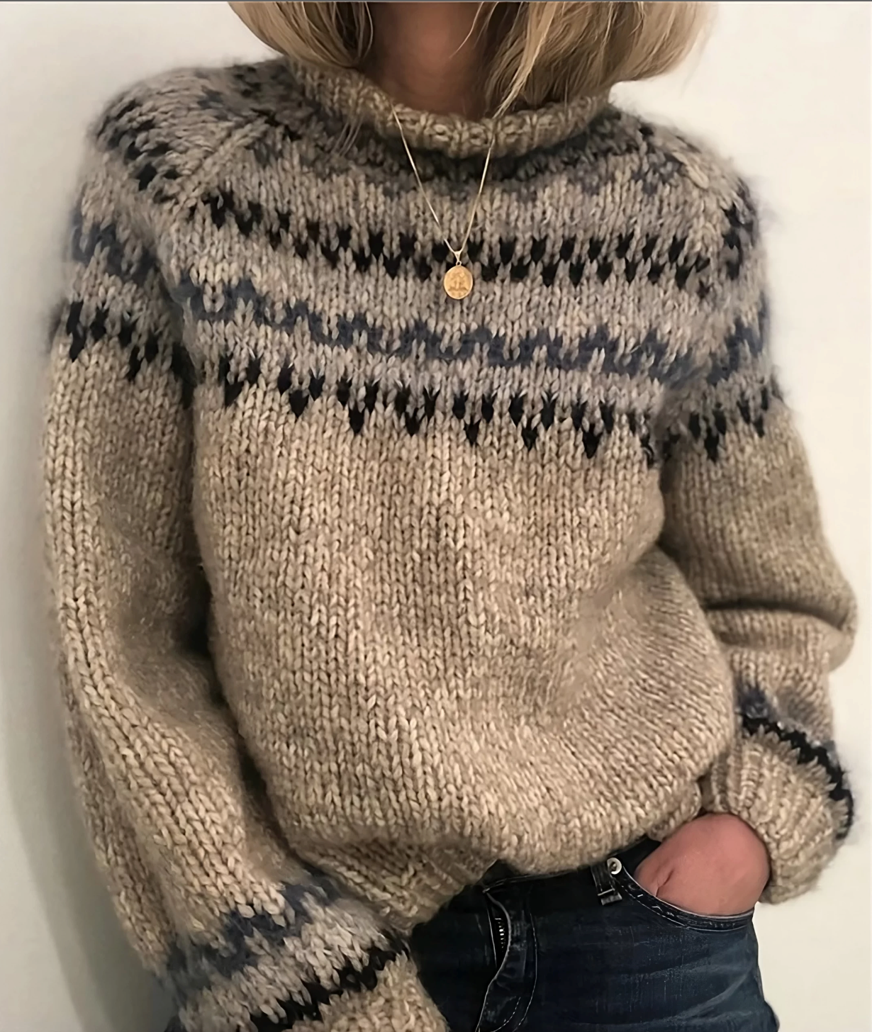 Women’s Sweater | High Collar Turtleneck Cut