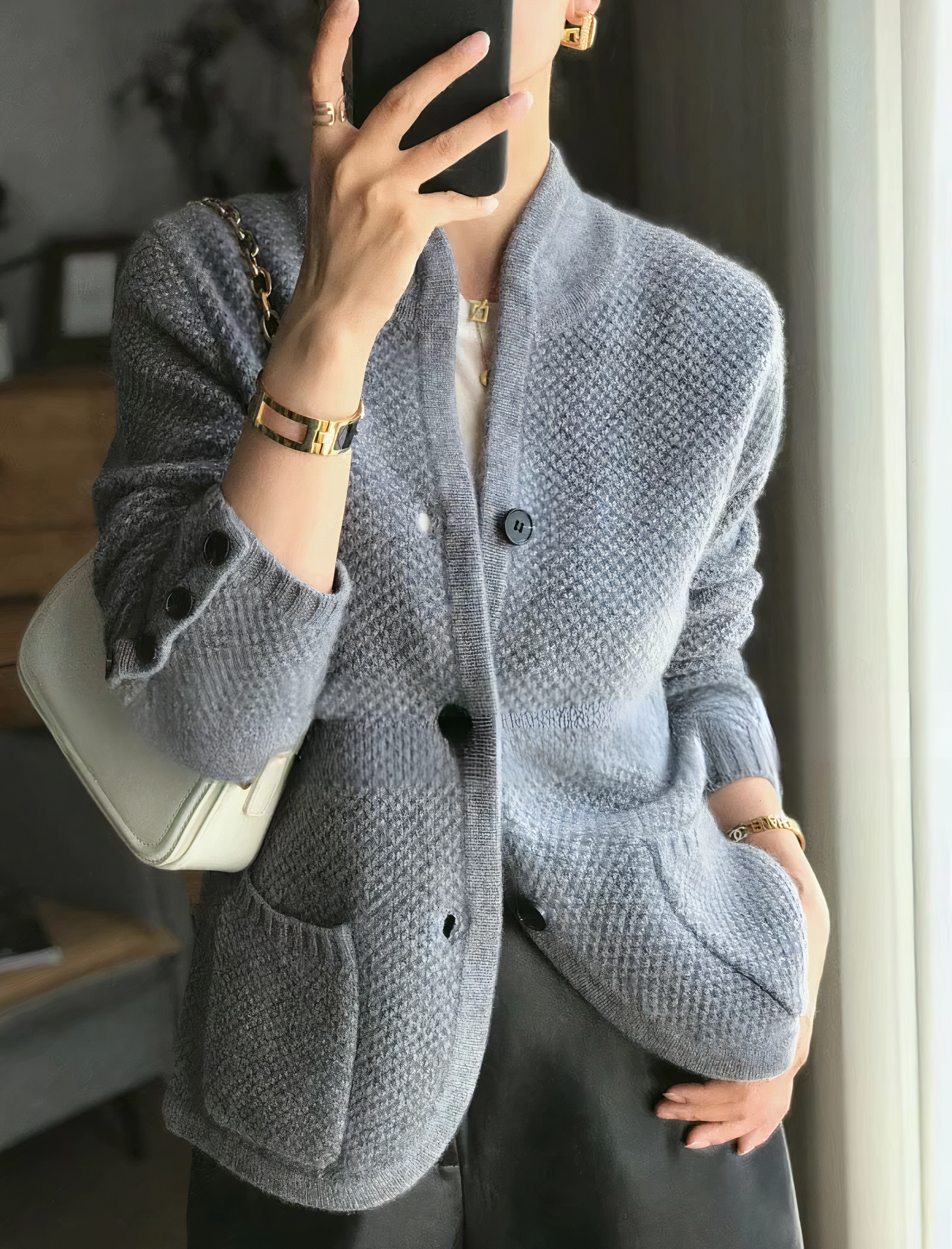 Women's Cardigan | Front Closure and Long Sleeves Style