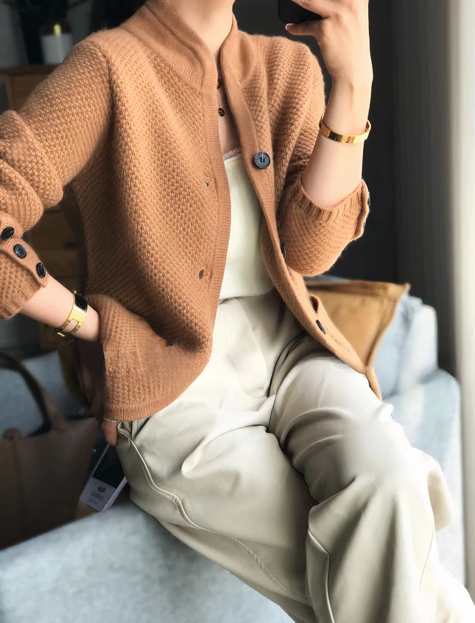 Women's Cardigan | Front Closure and Long Sleeves Style