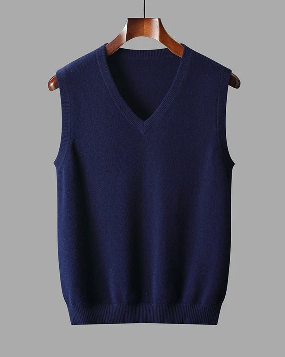 Ribbed Trim Fine Knit V-Neck Sleeveless Sweater Vest for Men