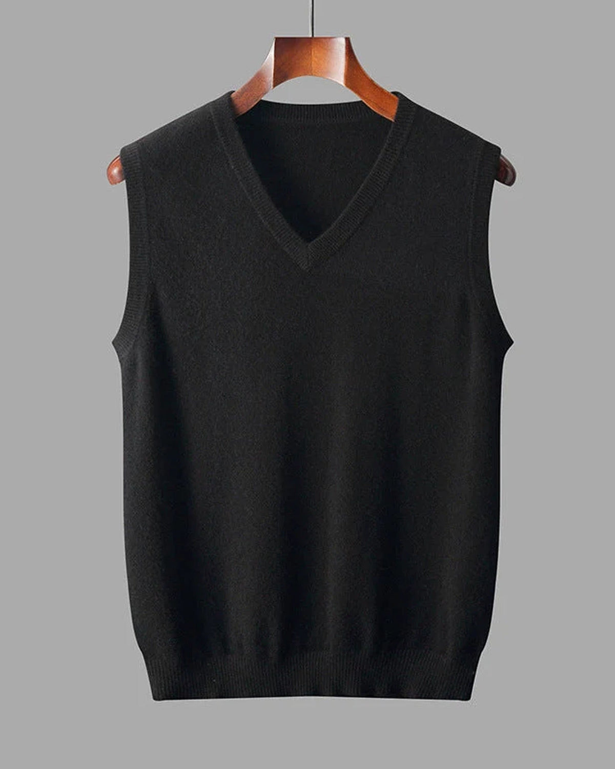 Ribbed Trim Fine Knit V-Neck Sleeveless Sweater Vest for Men