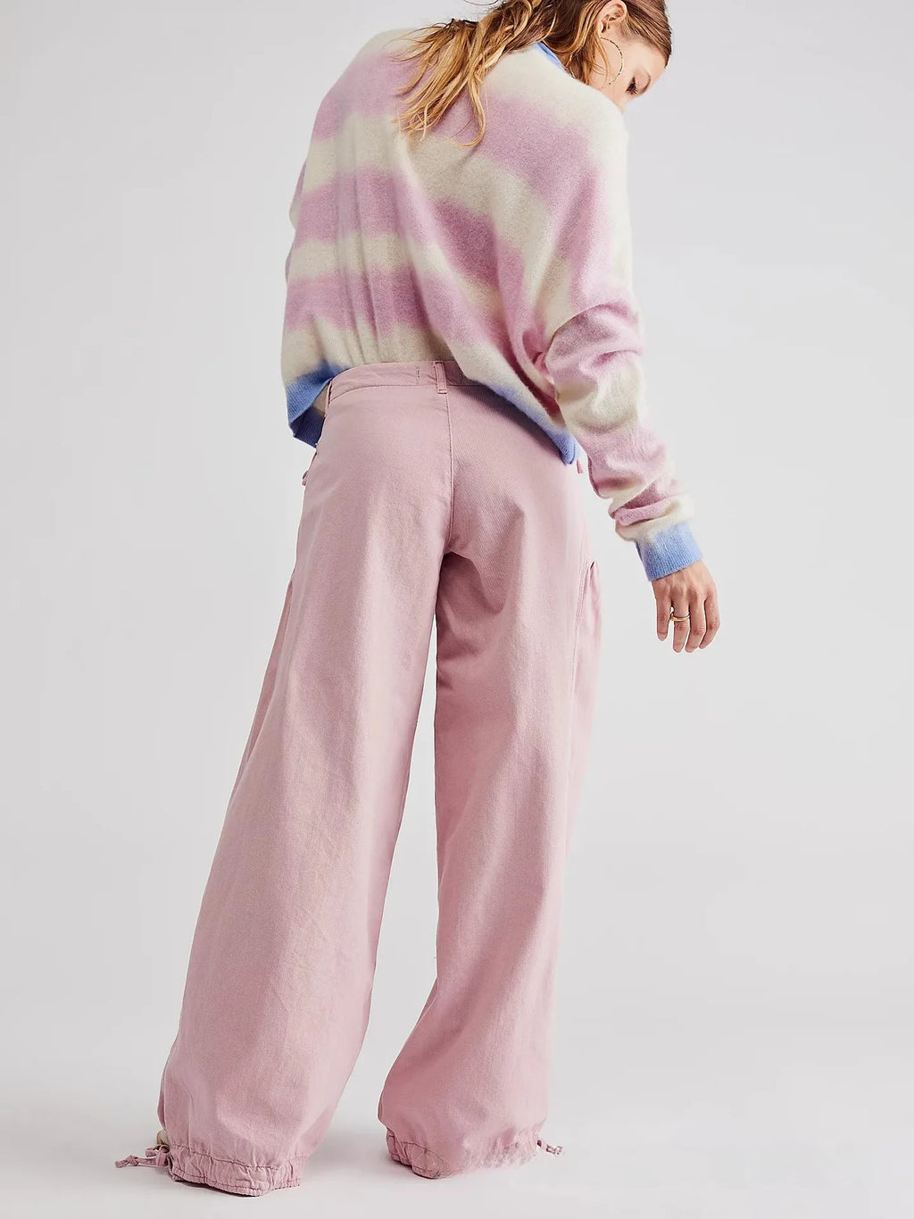 Lightweight Wide Leg Pleated Palazzo Pants with Double Pockets for Women