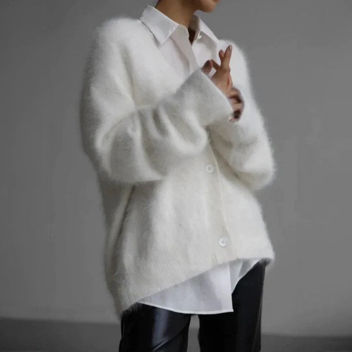 Women’s Cardigan | Long Sleeve Winter Knit Extended Back Style